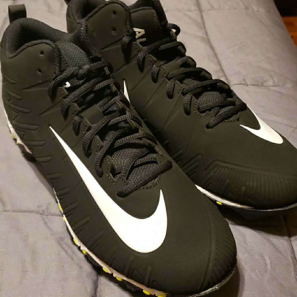 Brand new Nike cleats